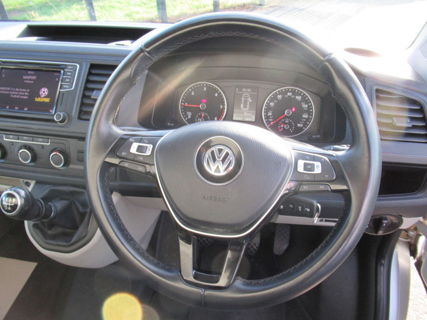 Used Volkswagen Transporter 2019 for sale - 76600820: Photo 35