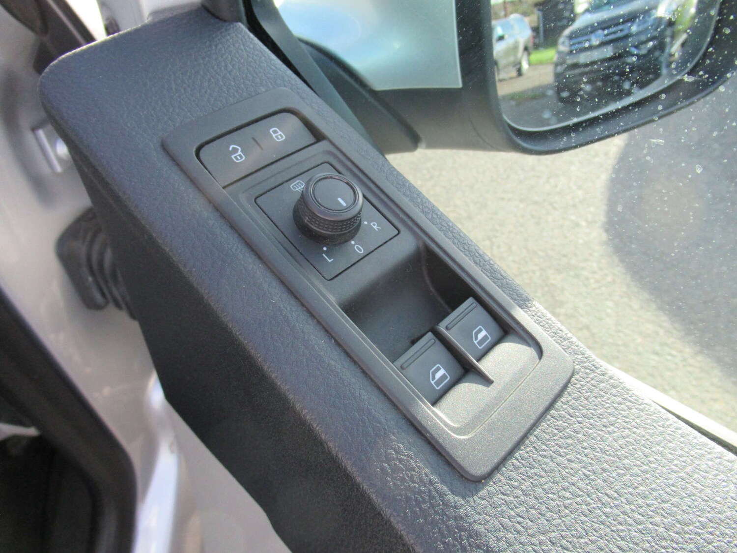 Used Volkswagen Transporter 2019 for sale - 76600820: Photo 38