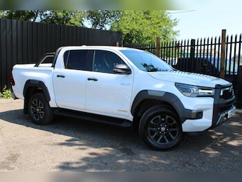 Used Toyota Hilux 2023 for sale - 78953395: Photo