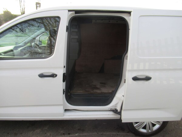 Used Volkswagen Caddy 2021 for sale - 76277902: Photo 5