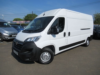 Vauxhall - Movano