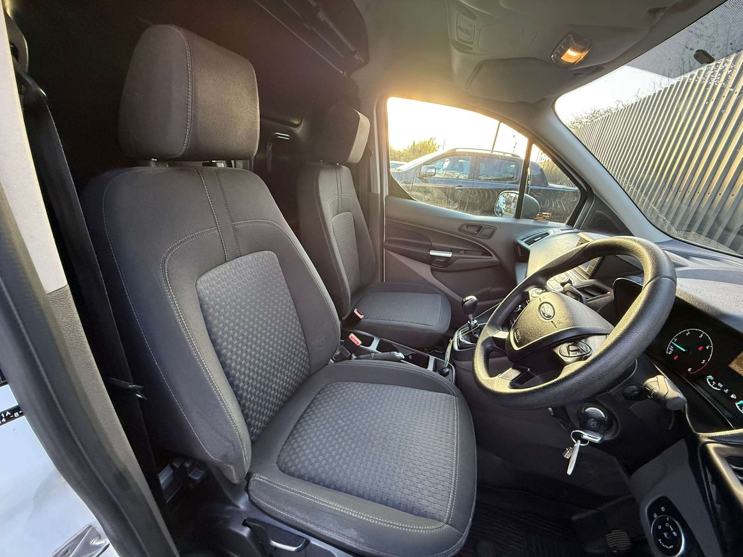 Used Ford Transit Connect 2023 for sale - 77845671: Photo 31