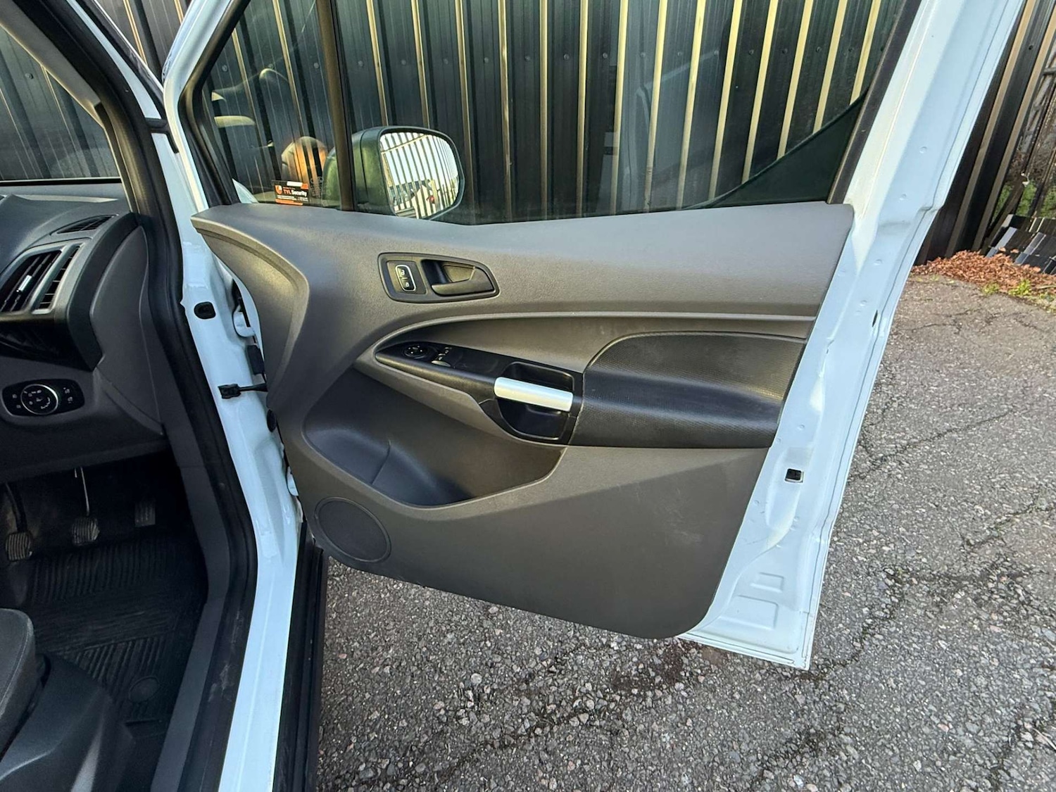 Used Ford Transit Connect 2023 for sale - 77845671: Photo 35