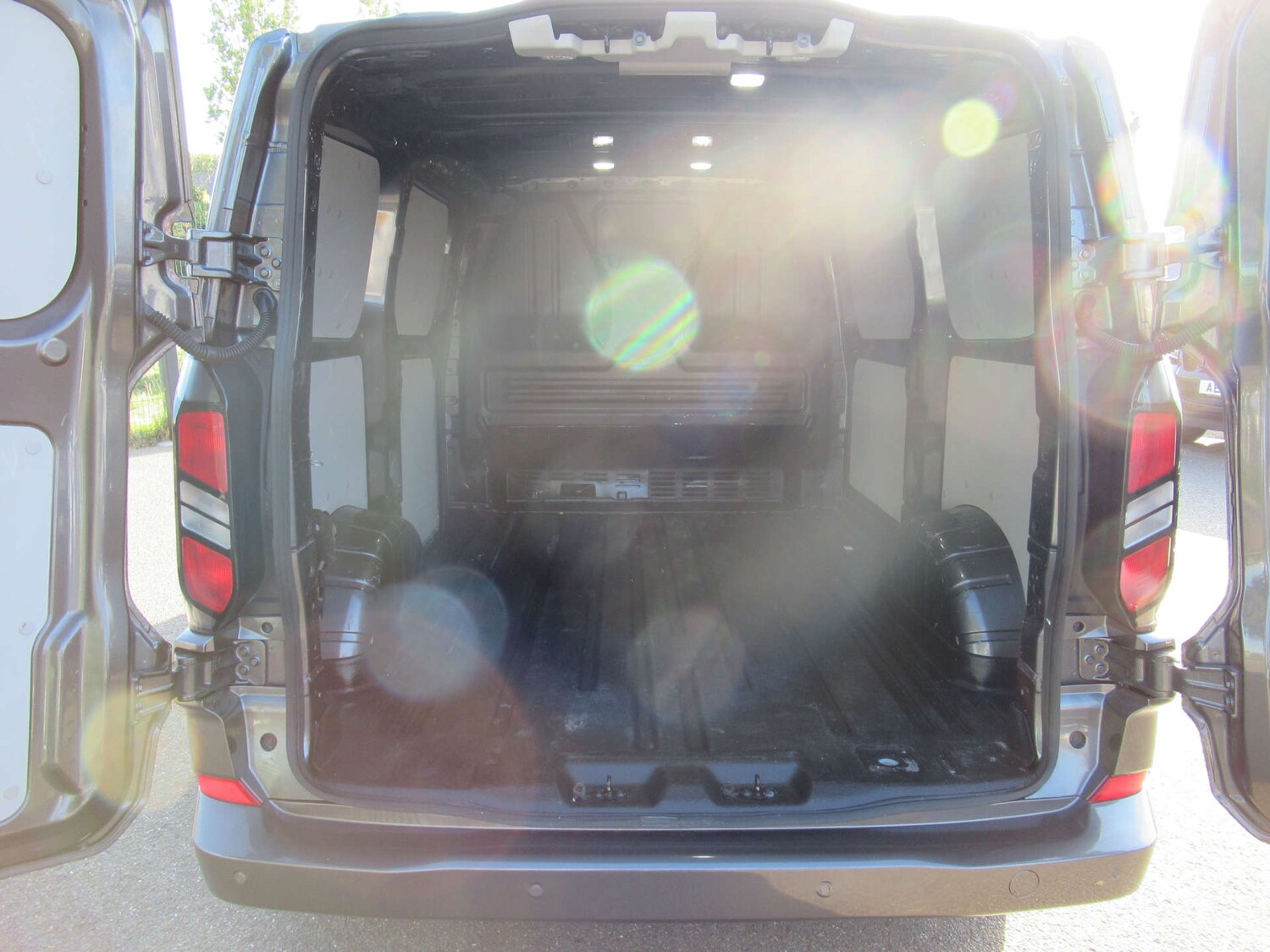 Used Ford Transit Custom 2024 for sale - 76363634: Photo 10