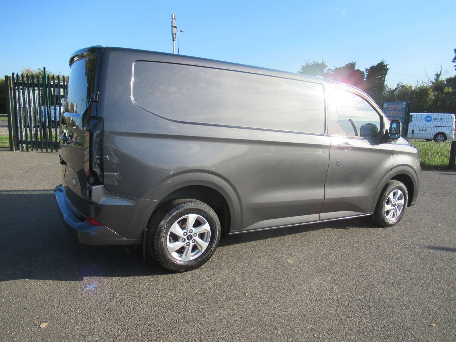 Used Ford Transit Custom 2024 for sale - 76363634: Photo 13