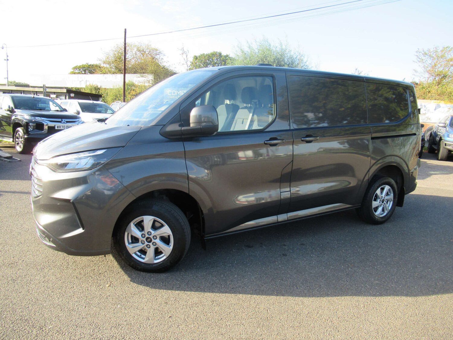 Used Ford Transit Custom 2024 for sale - 76363634: Photo 2