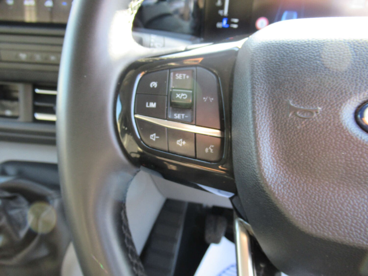 Used Ford Transit Custom 2024 for sale - 76363634: Photo 23