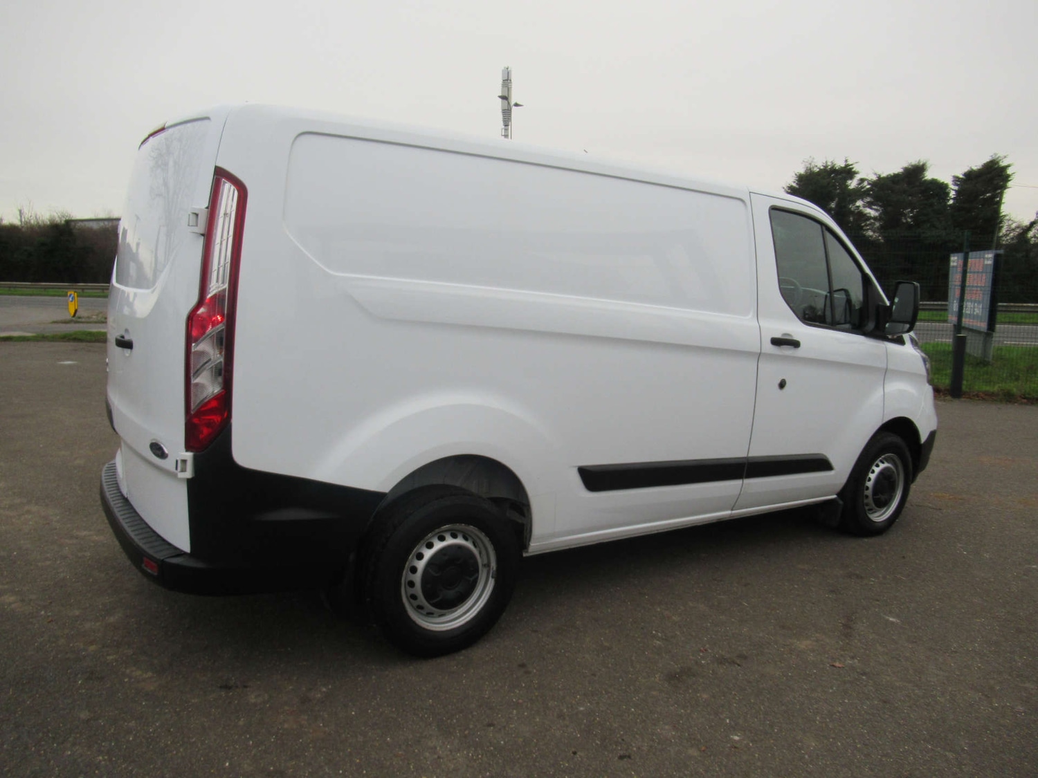 Used Ford Transit Custom 2023 for sale - 76971066: Photo 12