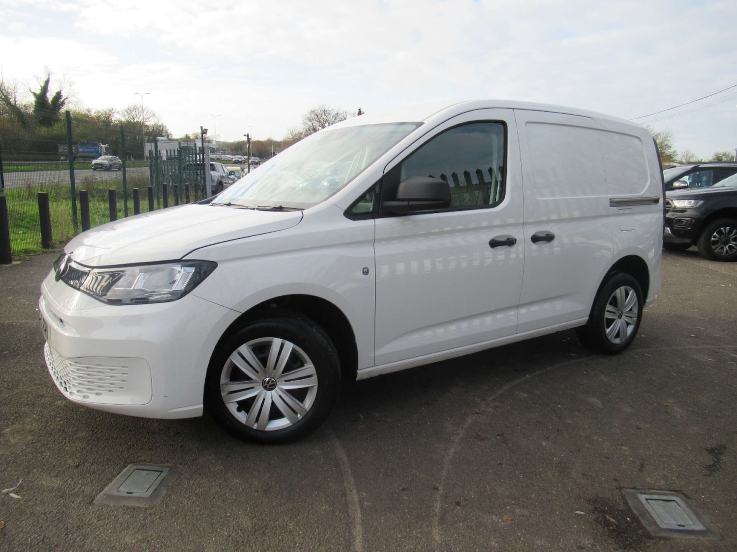 Used Volkswagen Caddy 2021 for sale - 76601092: Photo 2