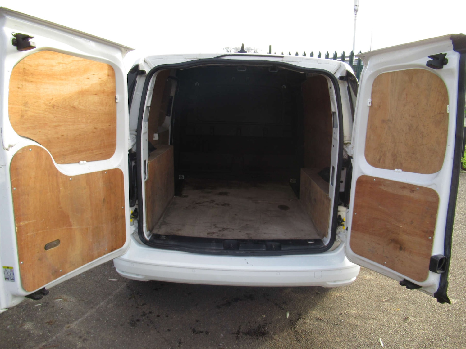 Used Volkswagen Caddy 2021 for sale - 76601092: Photo 9