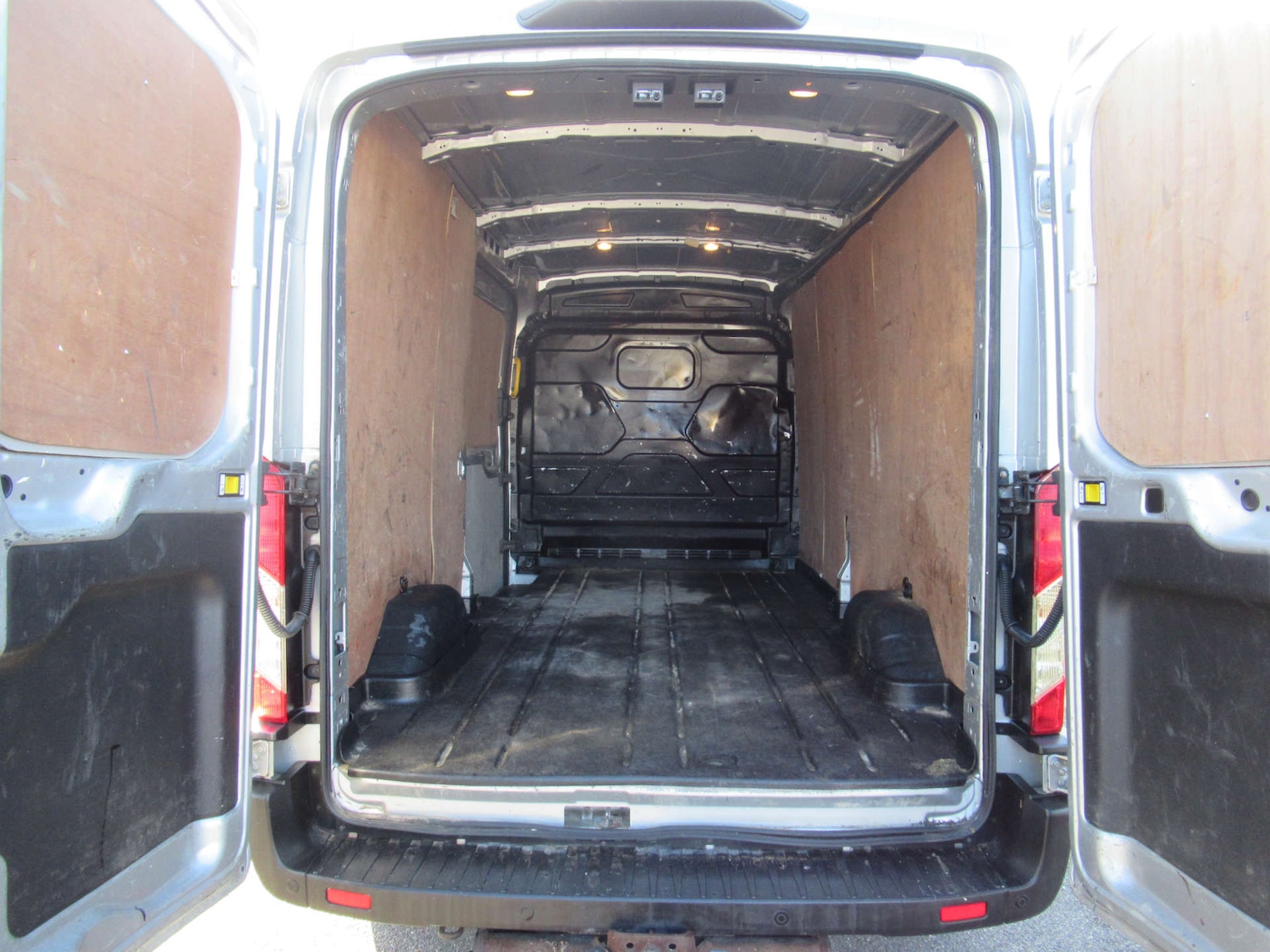 Used Ford Transit 2019 for sale - 76611740: Photo 11