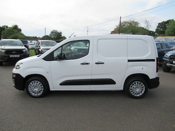 Used Citroen Berlingo 2020 for sale - 75631361: Photo