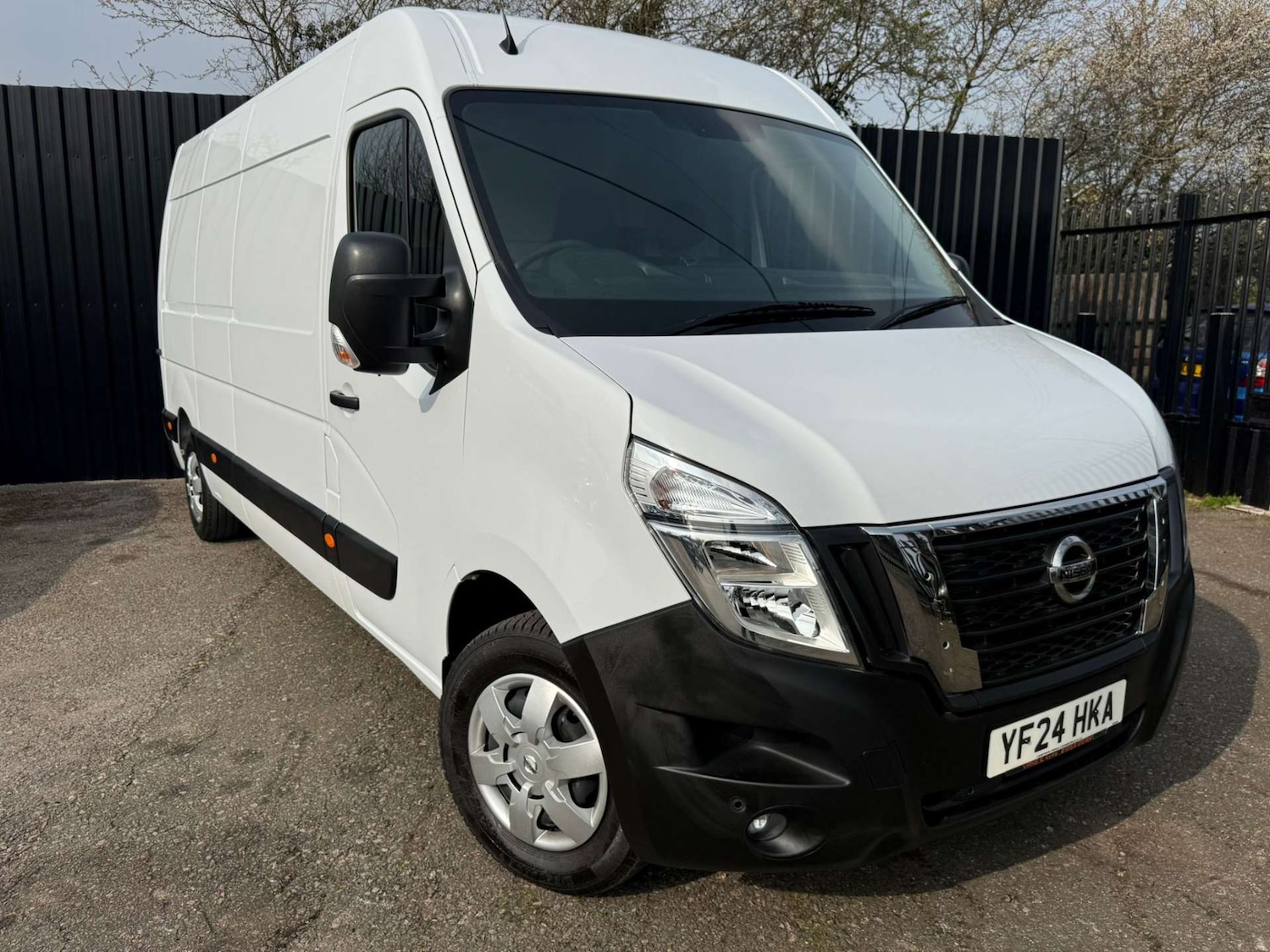 Used Nissan Interstar 2024 for sale - 78014280: Photo 1