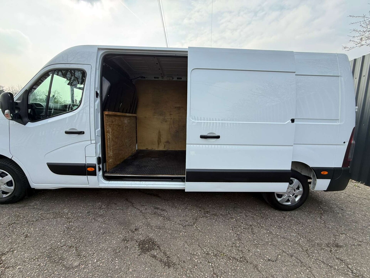 Used Nissan Interstar 2024 for sale - 78014280: Photo 14