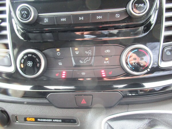 Used Ford Transit Custom 2021 for sale - 75622490: Photo 23