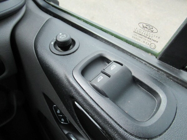 Used Ford Transit Custom 2021 for sale - 75622490: Photo 30