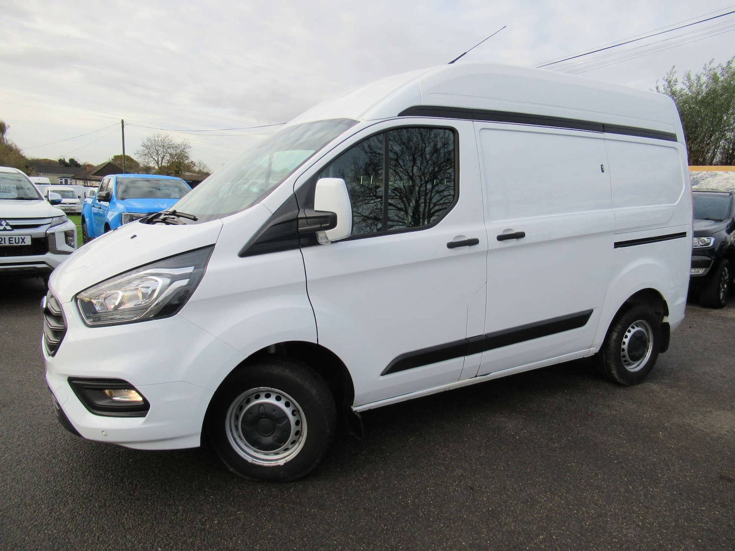 Used Ford Transit Custom 2021 for sale - 76834619: Photo 2