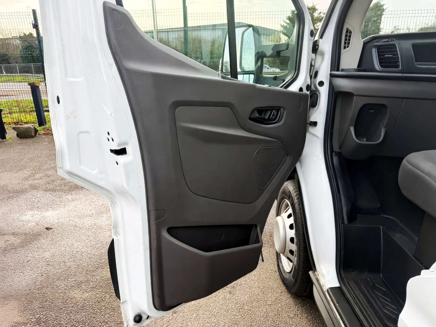 Used Ford Transit 2022 for sale - 77650516: Photo 31