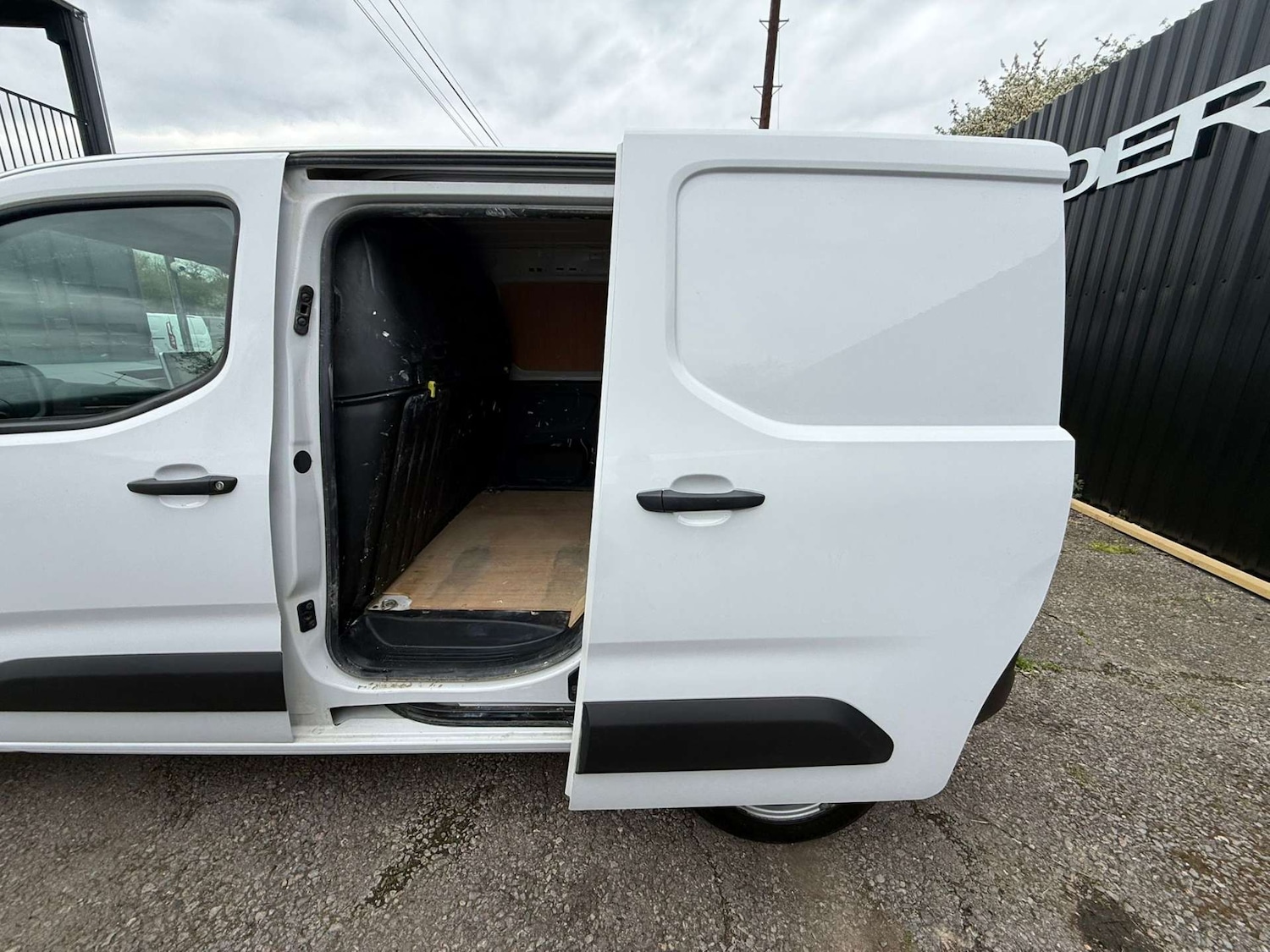 Used Citroen Berlingo 2023 for sale - 78111285: Photo 6