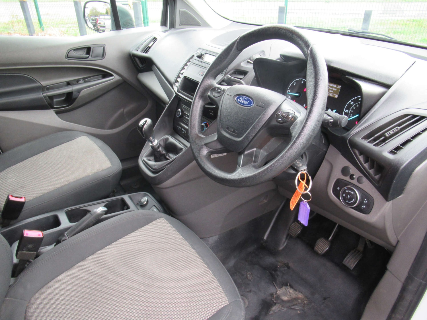 Used Ford Transit Connect 2019 for sale - 76601019: Photo 16