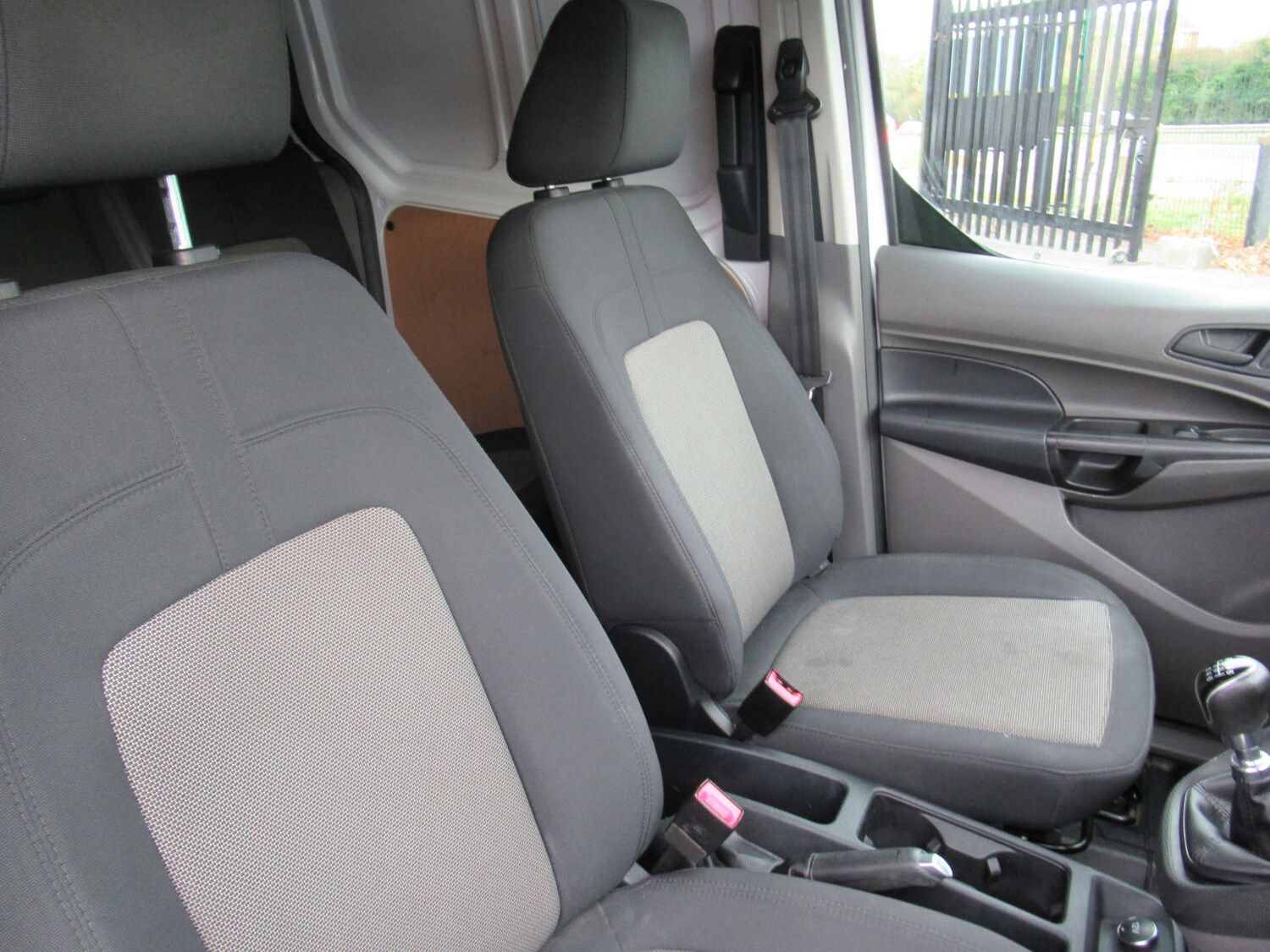 Used Ford Transit Connect 2019 for sale - 76601019: Photo 17