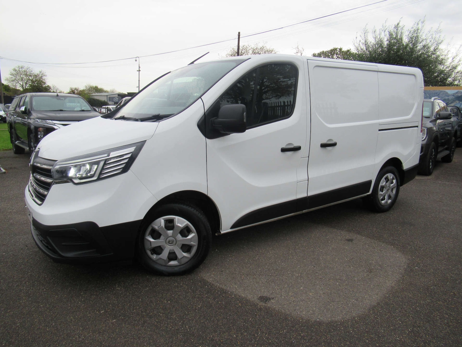 Used Renault Trafic 2022 for sale - 76601044: Photo 2