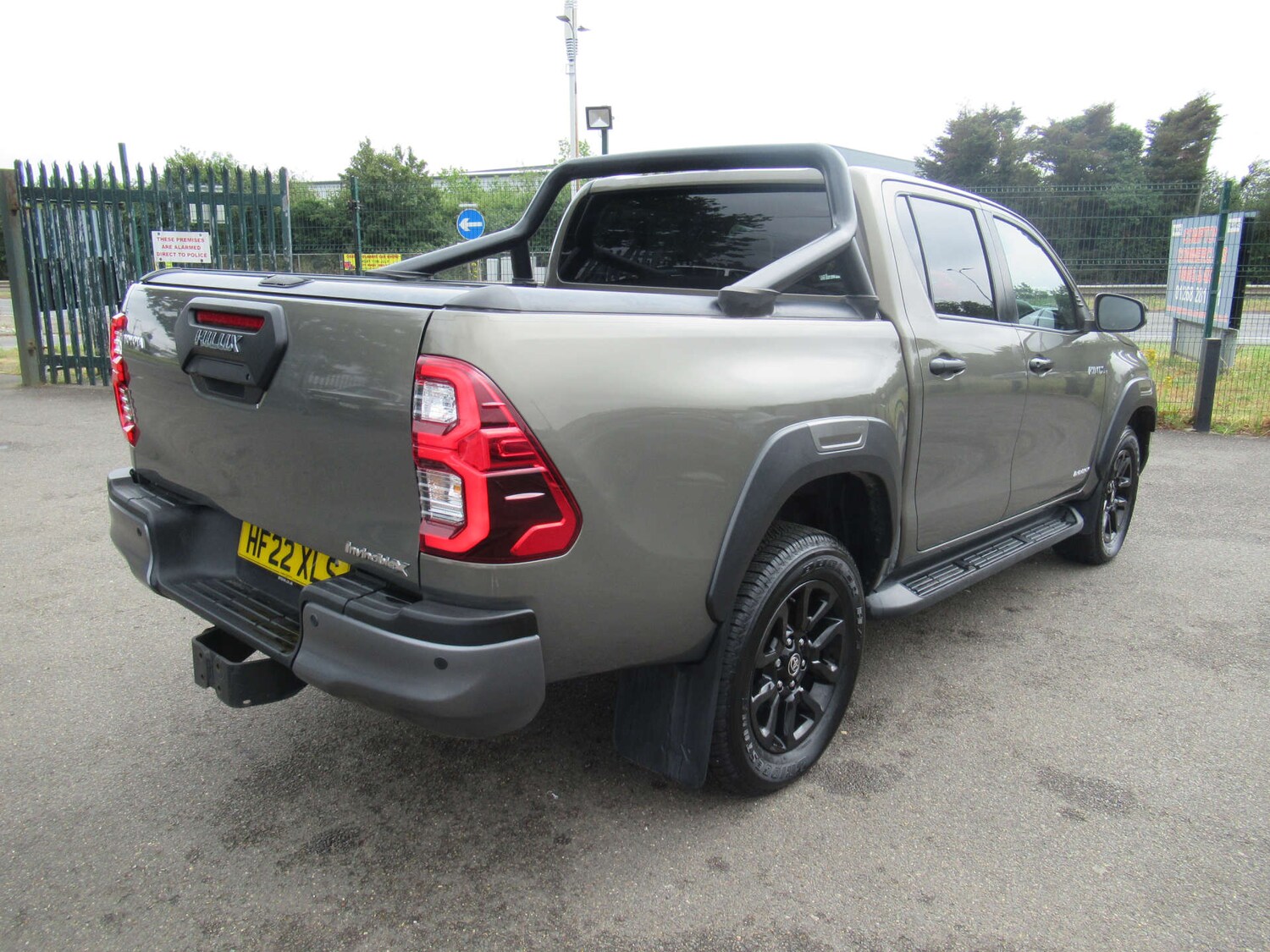 Used Toyota Hilux 2022 for sale - 76600748: Photo 12