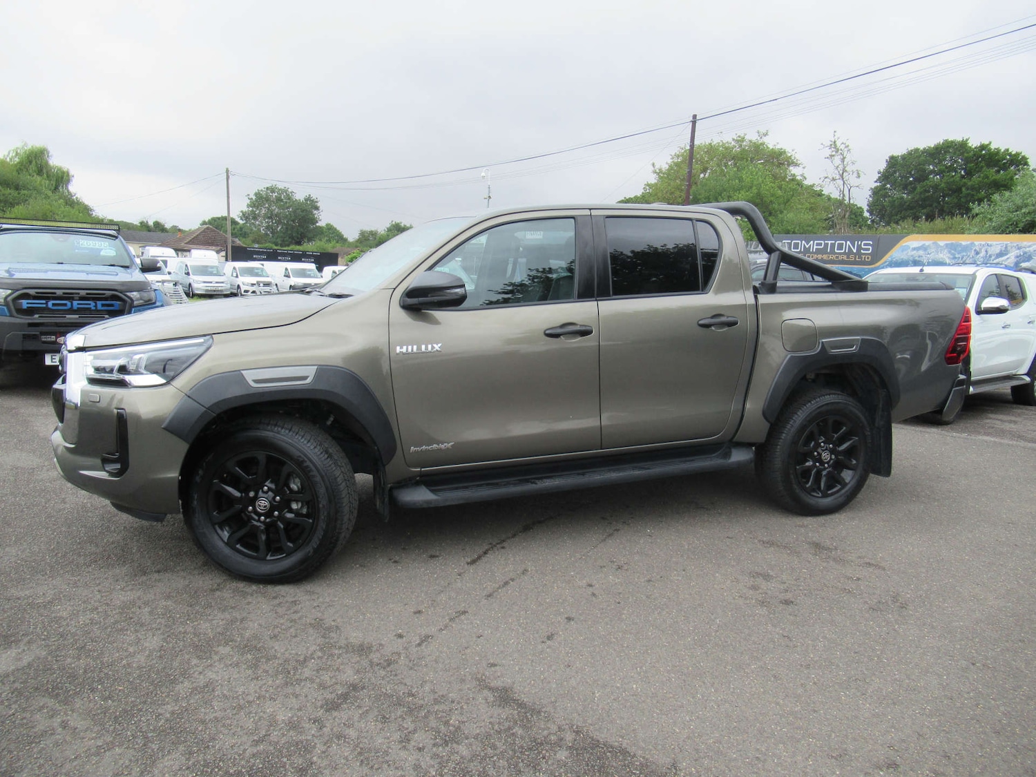 Used Toyota Hilux 2022 for sale - 76600748: Photo 3