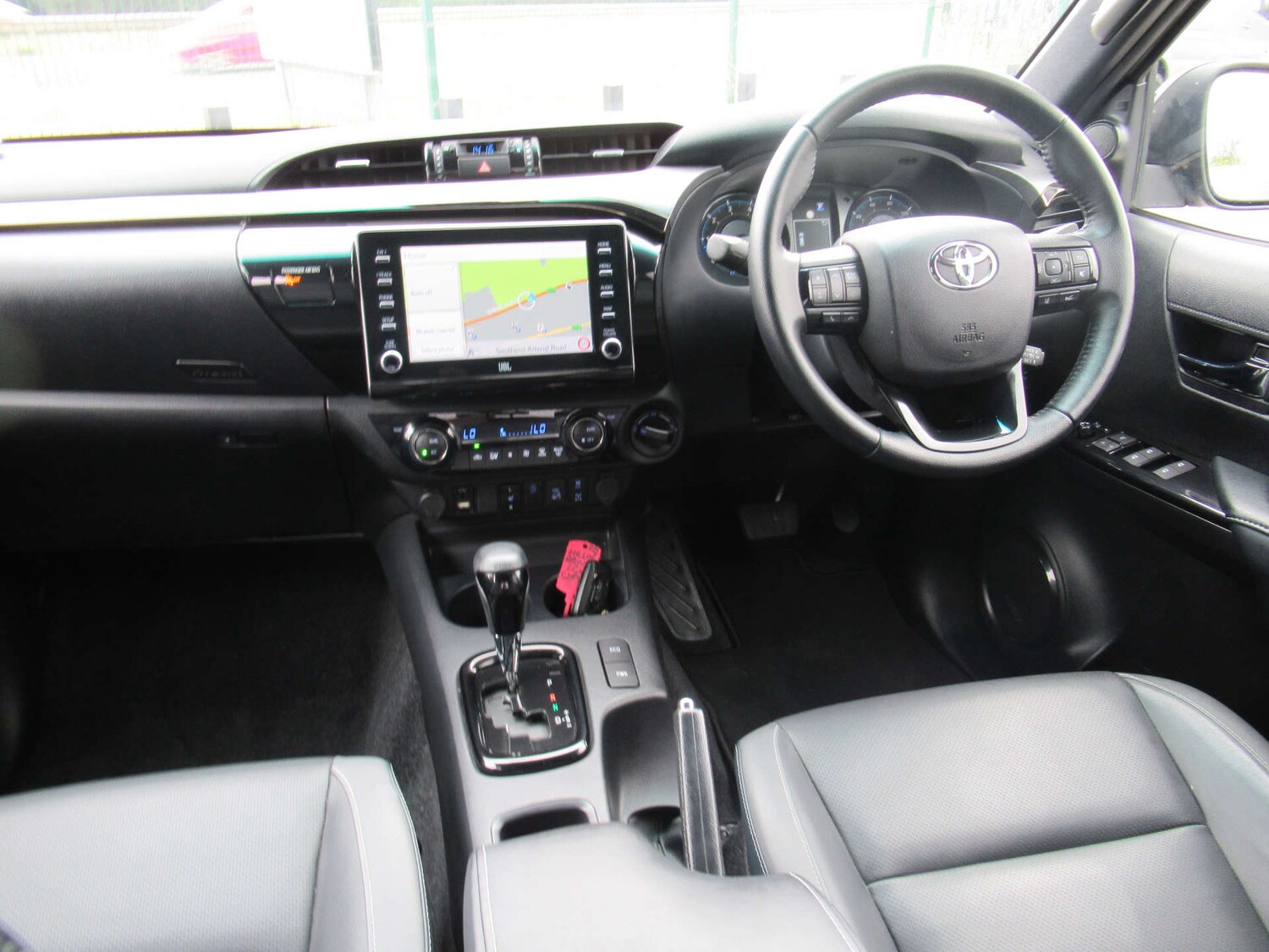 Used Toyota Hilux 2022 for sale - 76600748: Photo 7