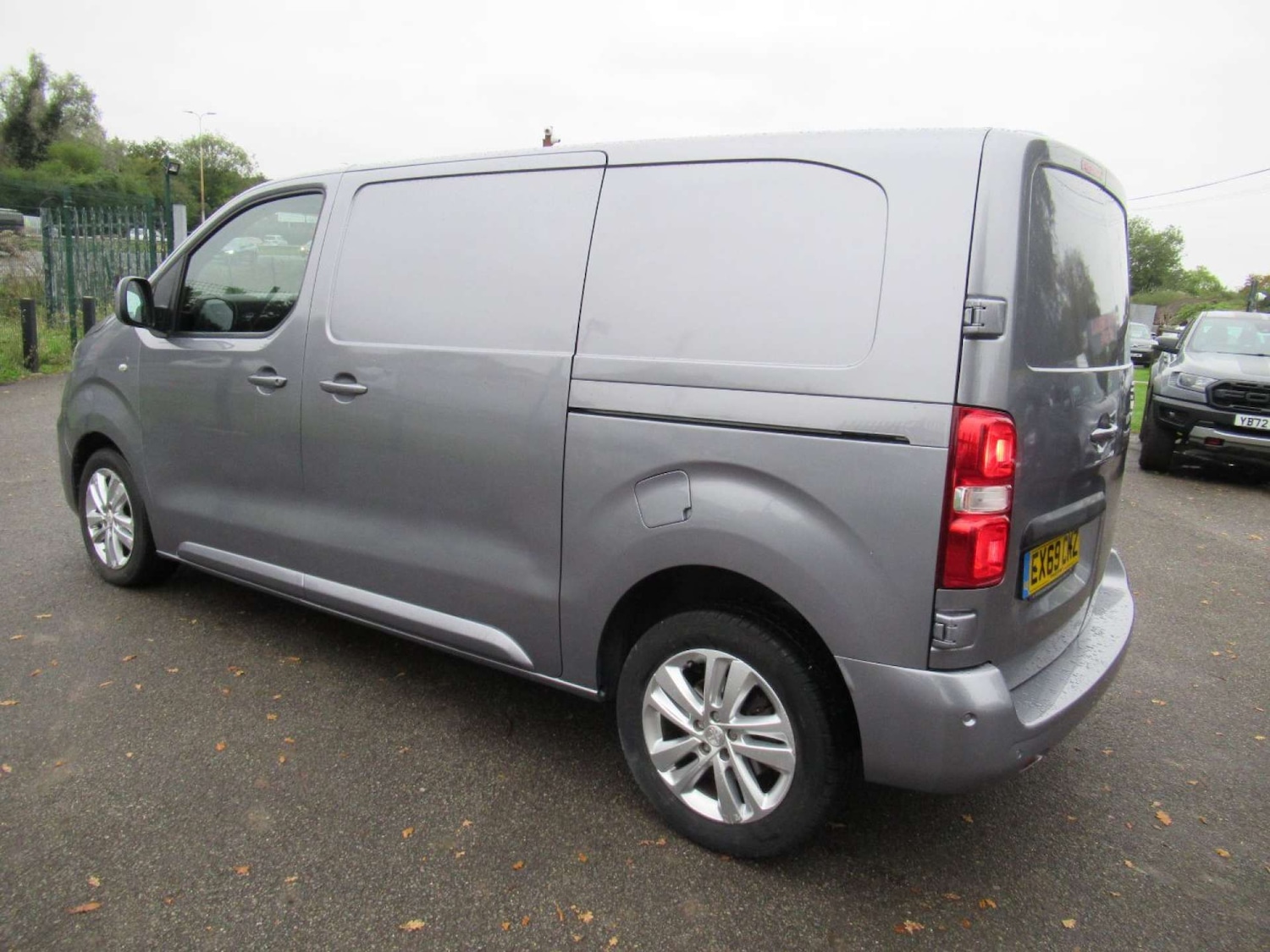 Used Peugeot Expert 2019 for sale - 76600760: Photo 6