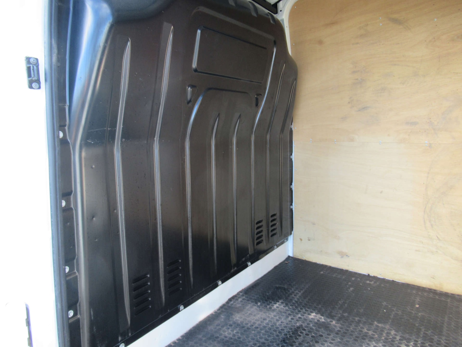 Used Nissan Interstar 2024 for sale - 77310979: Photo 9