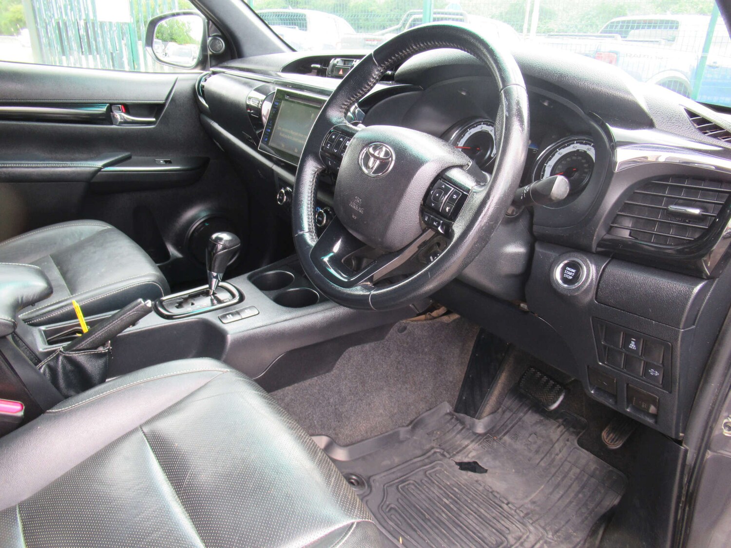 Used Toyota Hilux 2020 for sale - 76363568: Photo 16
