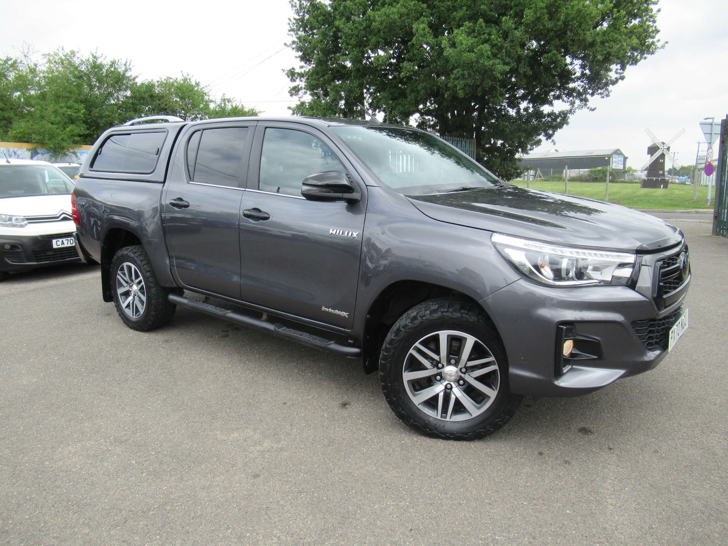 Used Toyota Hilux 2020 for sale - 76363568: Photo 29