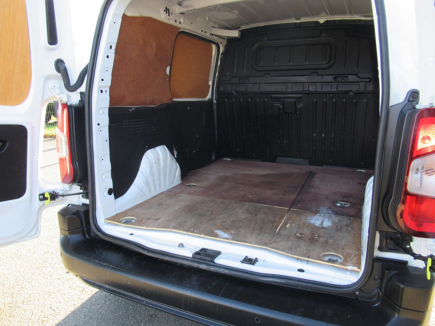 Used Vauxhall Combo 2021 for sale - 76651404: Photo 11