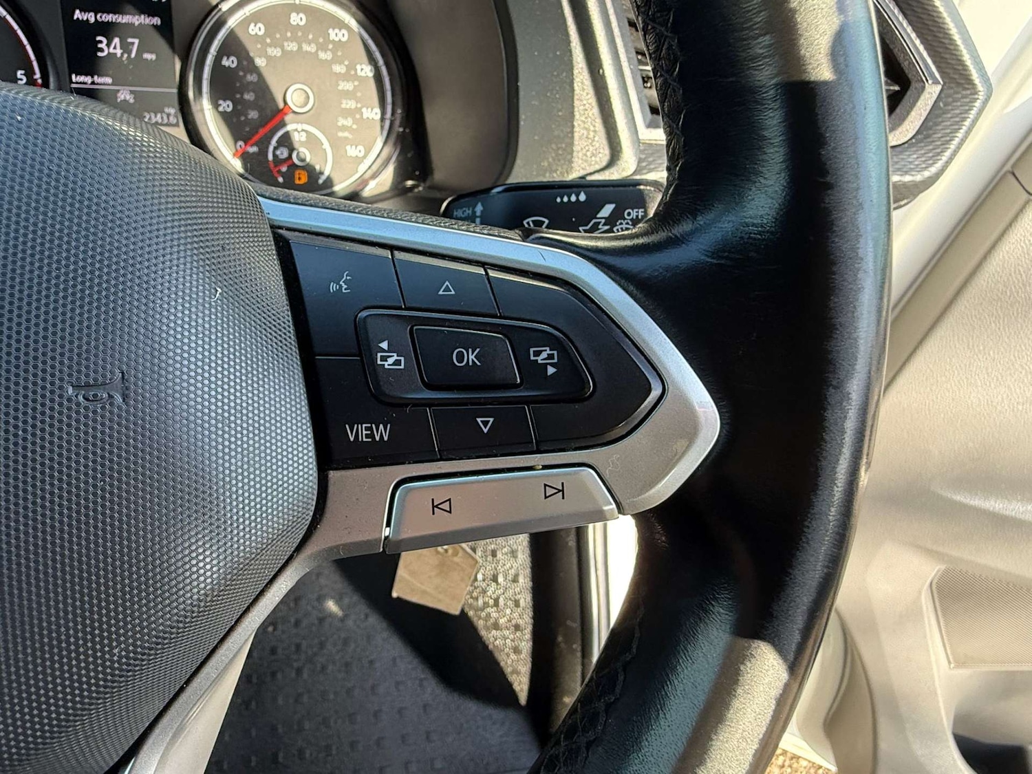 Used Volkswagen Transporter 2022 for sale - 77803646: Photo 38