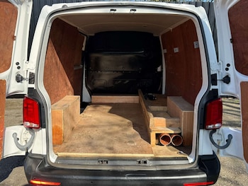 Used Volkswagen Transporter 2022 for sale - 77803646: Photo