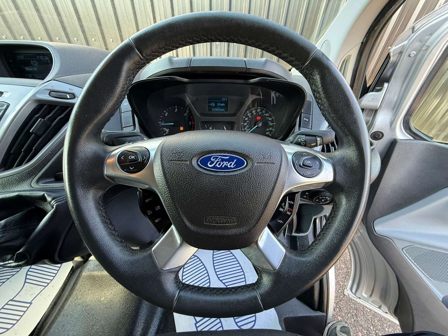 Used Ford Transit Custom 2014 for sale - 77961743: Photo 2