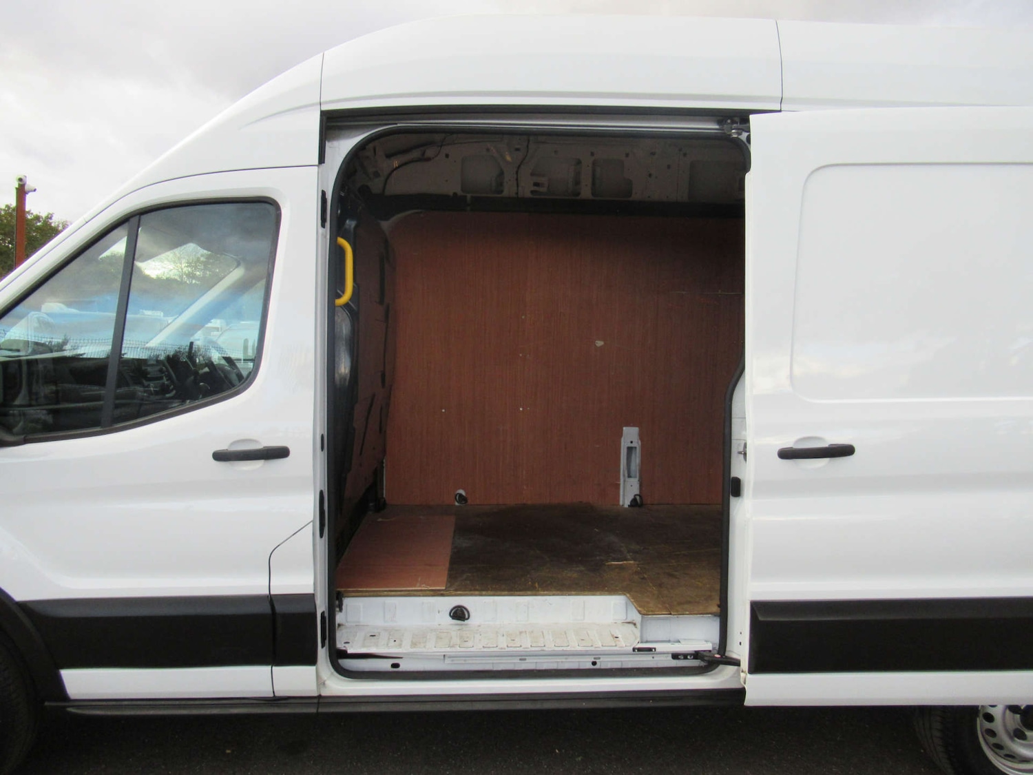 Used Ford Transit 2022 for sale - 76600988: Photo 6