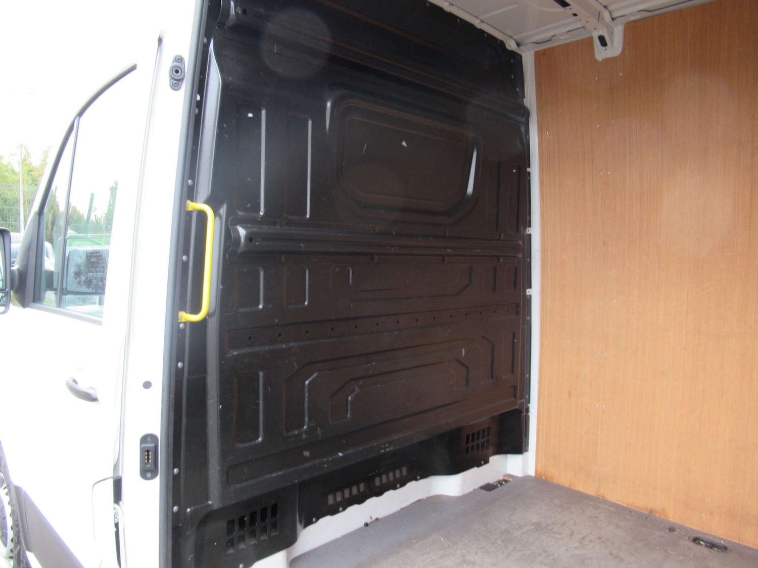Used Volkswagen Crafter 2024 for sale - 76449813: Photo 7