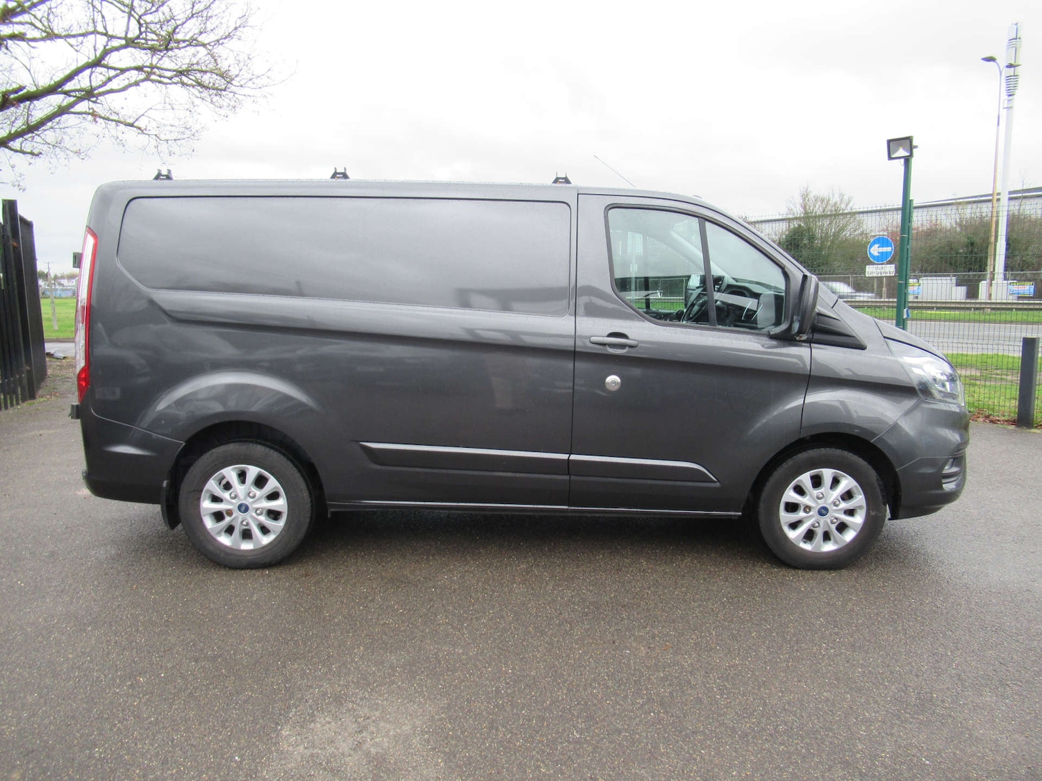 Used Ford Transit Custom 2019 for sale - 77299371: Photo 17