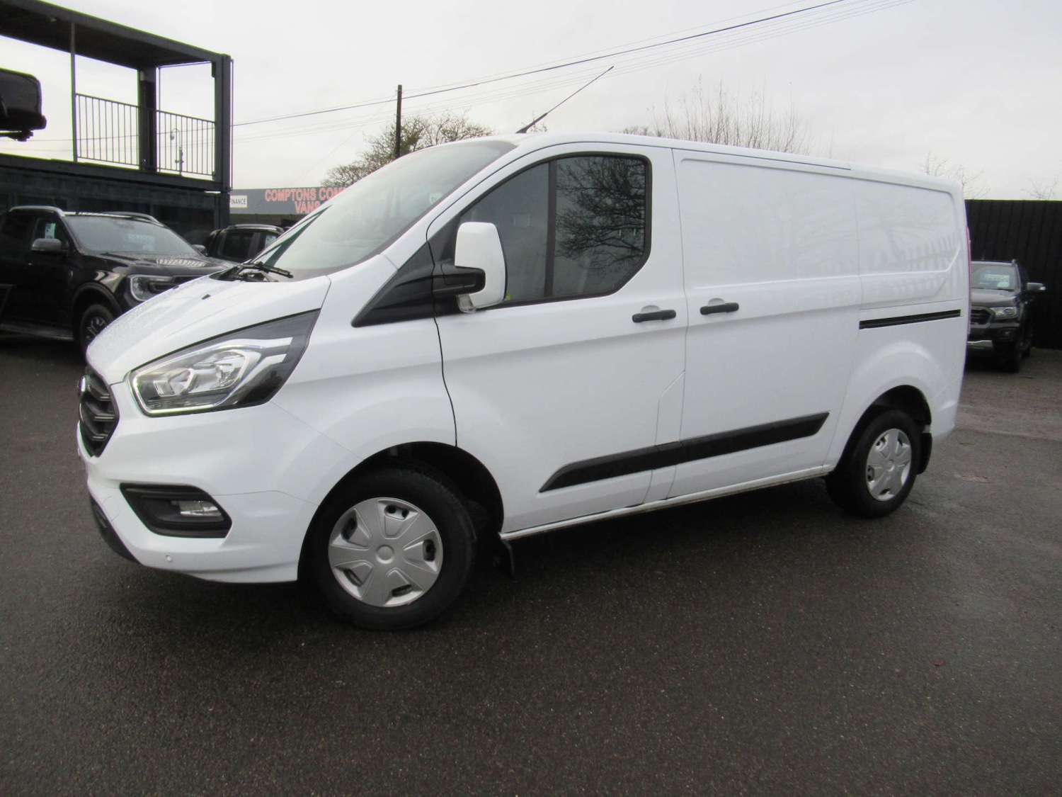 Used Ford Transit Custom 2023 for sale - 77342208: Photo 2