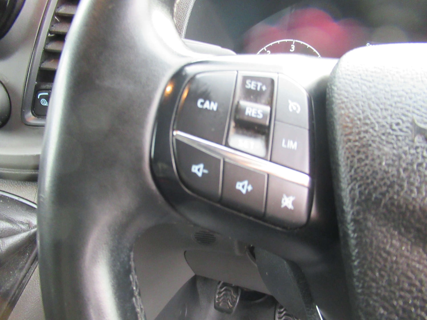 Used Ford Transit Custom 2023 for sale - 77342208: Photo 24