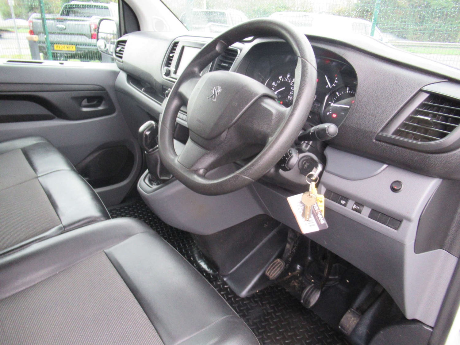 Used Peugeot Expert 2019 for sale - 76491004: Photo 18