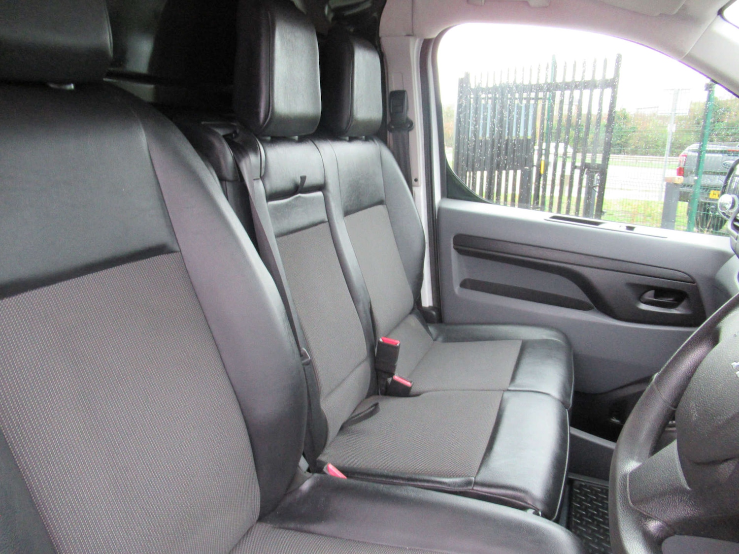 Used Peugeot Expert 2019 for sale - 76491004: Photo 19