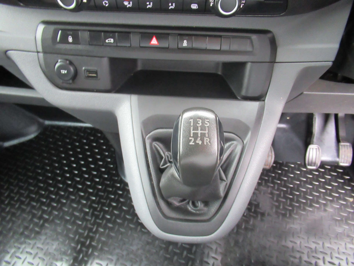 Used Peugeot Expert 2019 for sale - 76491004: Photo 23