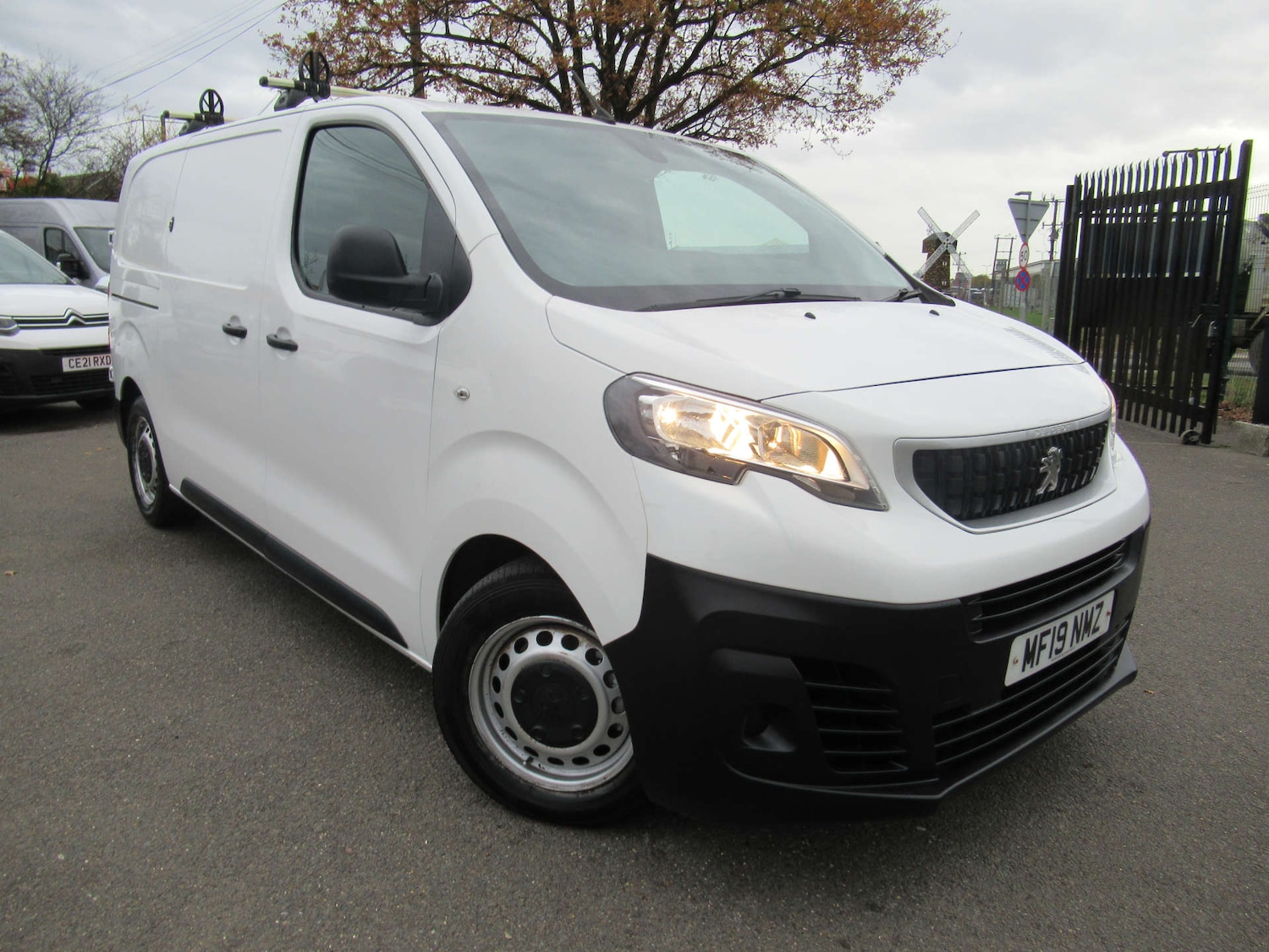 Used Peugeot Expert 2019 for sale - 76491004: Photo 30