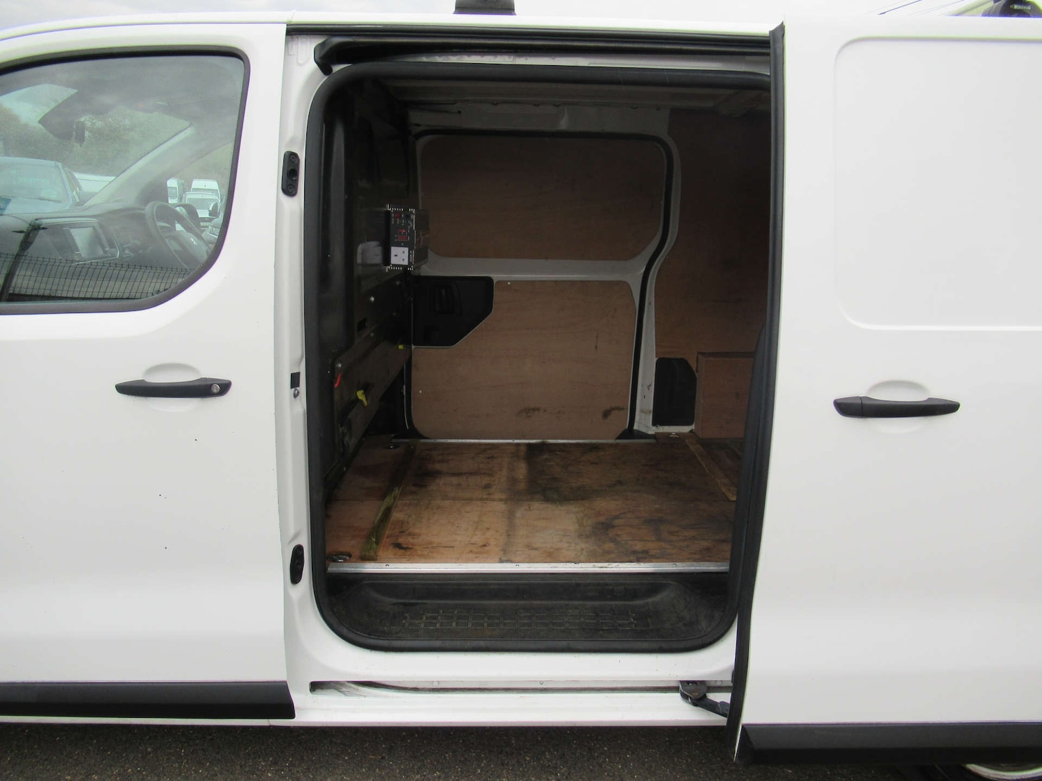 Used Peugeot Expert 2019 for sale - 76491004: Photo 6