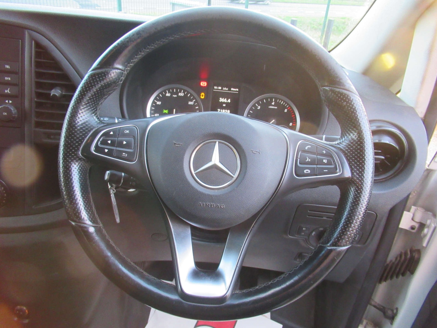 Used Mercedes-Benz Vito 2021 for sale - 77262820: Photo 23