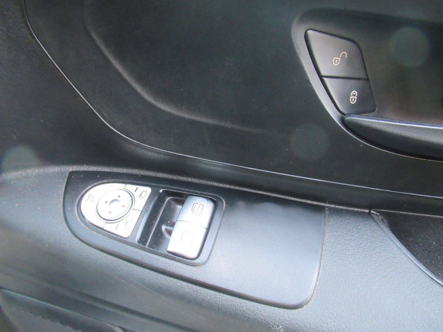 Used Mercedes-Benz Vito 2021 for sale - 77262820: Photo 28