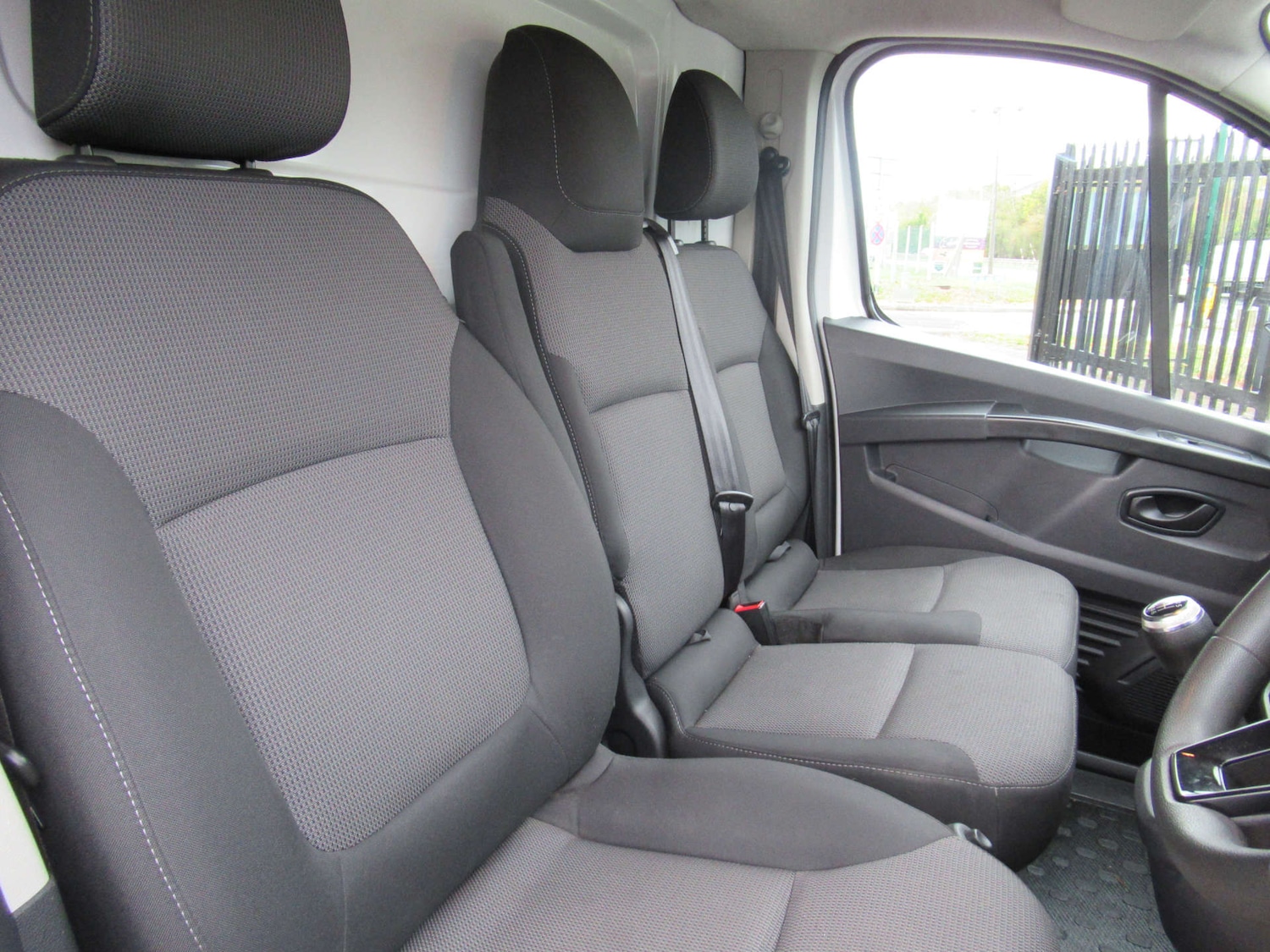 Used Renault Trafic 2022 for sale - 76402673: Photo 17